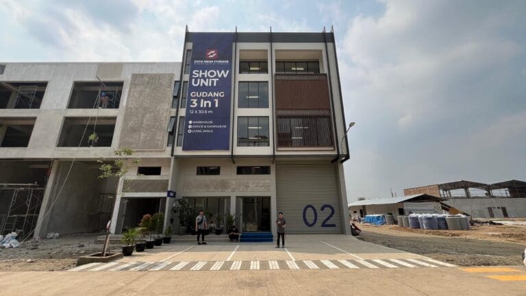 Show Unit Gudang Duta Indah Starhub